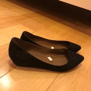 Black Pointed Flats